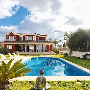  Alloggio in famiglia Red House